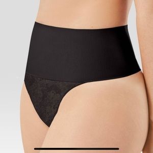 New! Maidenform Women’s tame your tummy thong